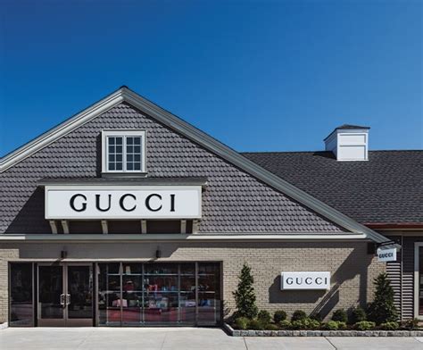 gucci woodbury premium outlet|balenciaga outlet in woodbury commons.